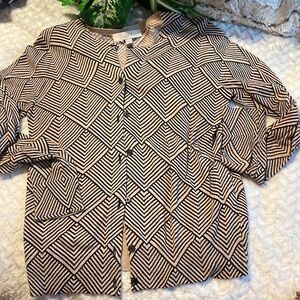 ANN TAYLOR LOFT GEOMETRIC PATTERN BLACK & TAN BUTTON FRONT CARDIGAN SIZE:MEDIUM